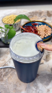 CUDDLES Coffee Bean Grinder Electric Grinder Ultra Fine Portable Grinder Multifunctional Small Household Pulverizer Machine