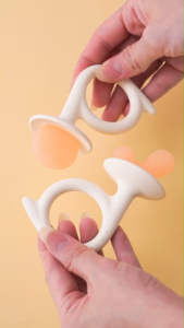 COCONI Babygrip Teething Soother Teether | Mainan Gigitan Bayi BPA FREE FOOD GRADE