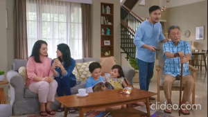 Permen / Candy Alpenliebe Eclairs 126 Gram Karamel / Caramel Strawberry 112 Gr