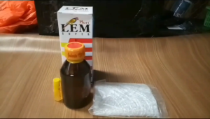 LEM FIBER + PENGERASNYA MERK NURI LEM FIBER GLASS NURI FIBERGLAS