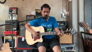 กีต้าร์โปร่งไฟฟ้า Enya Ed18 EQ สีไม้  ฟรี กระเป๋า+ปิ๊ก+ที่เก็บปิ๊ก+ใบคอร์ด+สายสะพาย+สายแจ็ค+คาโป้+ประแจ