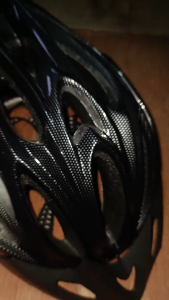 LAMINATED HELMET CARBON LOOK