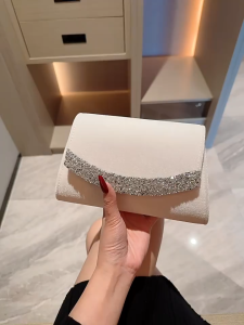 Clutch nữ cầm tay Túi dự tiệc viền đính đá kèm dây đeo cao cấp LILA CDC21