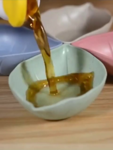 MANGKUK JERAMI BENTUK DAUN TEMPAT SAMBAL SAOS KECAP MINI SOUVENIR