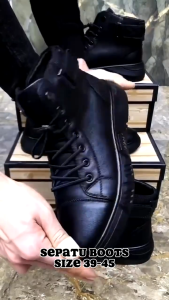Sepatu Sneakers Pria Kasual: Midnight Sneakers & Keunggulannya