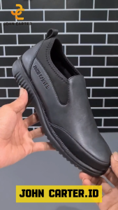 John Carter Enzio Sepatu Loafer Slip-On Formal Pria Hitam
