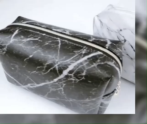 CB01 กระเป๋าเครื่องสำอางหนัง