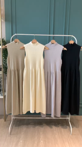 D11067 Premium Sleeveless Flare Knit Dress