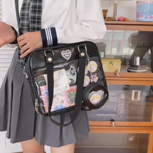👜พร้อมส่ง💟 Funtory กระเป๋า Ita Bag หนังPU แต่งพวงกุญแจหัวใจ ใส่ตุ๊กตาเล็ก โชว์เข็มกลัด แท่งไฟ ไปคอน กันน้ำ กันฝุ่น