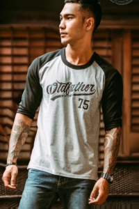 เสื้อแขนสามส่วน เสื้อแขนสามส่วนผู้ชาย เสื้อแขนสามส่วนวินเทจ เสื้อไหล่สโลป แขน 3 ส่วน เสื้อยืด เสื้อยืดวินเทจ Vintage. ( รหัสสินค้า T 23 ) Man Clothing