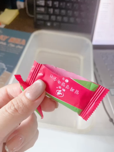 Khăn Nén Hàn Quốc Dạng Viên Kẹo Dùng 1 Lần Bỏ Túi Du Lịch Tiện Lợi