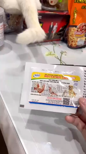 BIO FEATHER CARE - Bột Bổ Sung Vitamin Chống Rụng & Dưỡng Lông Chó Mèo