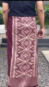 Sarung Batik Tradisional & Terbaru: Desain dan Sarung Sholat Pria