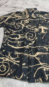 Galeri Batik Ardev - Abstrak Hitam Kemeja Batik Pria Slim Fit Lengan Pendek Atasan Batik Warna Hitam