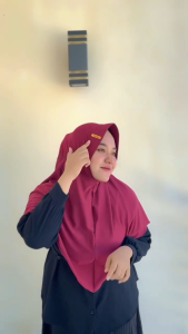 Jilbab Instan Bergo MINA Serut Jumbo 𝐀𝐤𝐫𝐢𝐥𝐢𝐤 Jersey Premium / Kerudung Bergo Serut Akrilik Premium
