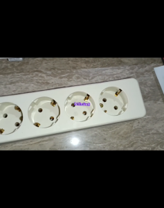 Stopkontak Arde Portabel UTICON 6 Lubang/ 6-Way Multi Outlet ST-168