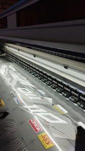 STRIPING STICKER TRANSPARAN BEAT FI 2013-2014-2015 DESIGN MOTIF SIMPEL ELEGAN - SBFI-UV - GSI