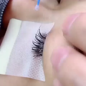 BAIT BEAUTY Eyelash Glue Remover with Plant Essence Aroma Pembersih Lem Eyelash Extension 10 ml