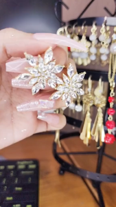 Bông tai hoa tuyết dã ngoại Hàn Quốc - bông tai nữ cá tính ngầu rẻ bông tai nữ ngầu hoa tai nữ dài đẹp bong tay nữ đẹp bong tai nữ kiểu SL35 hoa tay nữ đẹp bông tai đẹp BSTKN - [NaLa Shop]