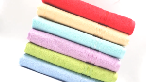 Merah Putih Handuk Mandi Dewasa Tanggung [50x100 Cm]