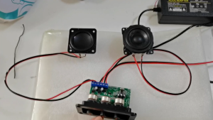 แอมป์จิ๋ว Bluetooth5.0 สเตอริโอ 2×20W ปรับเสียงเบสสูงและต่ำ 12V-18V 3A บอร์ดขยายเสียงดิจิตอล แอมป์จิ๋วบลูทูธ