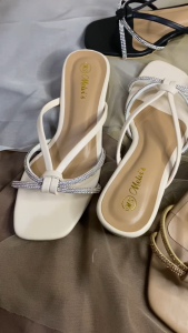 Sandal Wanita Heels 3cm Sendal Hak Rendah Sendal Wanita Sandal Mutiara Kekinian Terbaru Terlaris Sandal Wanita COD