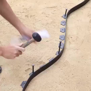 ขอบกั้นดิน 10M [ฟรี สมอบก 30 อัน] ที่กั้นดินไหล ที่แบ่งดิน วัสดุPE อัพเกรดรูปร่าง L โค้งงอและตัดง่าย กั้นหญ้าและหิน เส้นแบ่งเขตงานจัดสวน ใช้ซ้ำได้ทนทาน ที่กั้นดิน ขอบกั้นดินสวน จัดสวน ที่กันดินไหล กันหิน Garden Edging