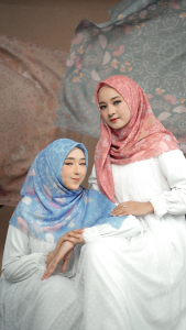 Hijab Segi Empat Motif Mirwah Linalivia: Desain Modern & Nyaman