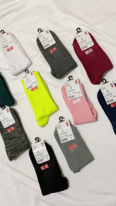 Kaos Kaki Impor UNIQL0: Nyaman, Tahan Lama & Desain Modern