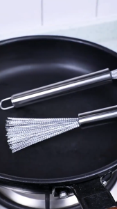 แปรงขัดหม้อ แปรงล้างจาน เหล็กกล้าไร้สนิม แปรงทําความสะอาด ฝอยขัดหม้อมีด้ามจับ