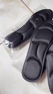 แผ่นรองเท้านุ่มๆ 5D เพื่อสุขภาพ สําหรับรองเท้าวิ่ง เล่นกีฬา ดูดซับเหงื่อได้ดี