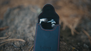 1MORE หูฟังอินเอียร์ Triple Driver  หูฟังความละเอียดสูง พร้อมเสียงเบสที่หนักแน่น ไมโครโฟน MEMS รีโมทอินไลน์ คุณภาพเสียงคมชัดสูงสำหรับสมาร์ทโฟน/พีซี/แท็บเล็ต - สีเงิน/ทอง