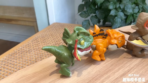 ของเล่นเด็ก3 6 ของเล่นเด็กผู้ชาย ของเล่นไดโนเสาร์แสนสนุก รูปแบบราคา/สุ่ม