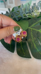 💥ต่างหูทับทิมล้อมนพเก้า พลอยแท้รัตนชาติอัญมณีพลอยคัดเกรดเสริมดวงราศี อัญมณีมงคล เสริมโชคลาภ เครื่องประดับของแท้สินค้ามีใบรับประกันดูแลตลอดการใช้งาน AUFU STORE