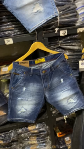 Celana Jeans Pendek Pria Terbaru: Kekinian & Nyaman