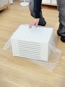 BREEZEa กล่องรองเท้า พลาสติกหนา ใส สวยงาม แบบไม่ต้องติดตั้ง กล่องรองเท้าพับได้ กล่องเก็บรองเท้าพลาสติก ฝาครอบประตูแม่เหล็กNike shoe box