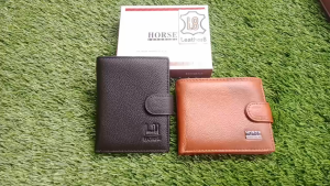 Dompet Lipat Model Kancing: Dompet Pria Kulit Berkualitas
