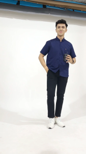 Kemeja Pria Hitam Polos Lengan Pendek Premium