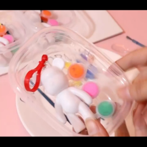 Ready Stock- DIY 8CM BLANK Painting Fluid Bear Keychain Handmade Home Decorations Painting Crafts Violent Bear ✅✅✅✅✅✅**** PRINTING CUSTOM LOGO AVAILABLE *****✅✅✅✅✅✅