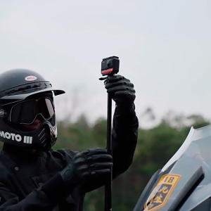 MOTOWOLF MDL 3531 B ที่ยึดกล้องแอคชั่นแคม แบบยาว 2 ข้อต่อ สำหรับติดมอเตอร์ไซค์ พร้อมระบบกันขโมยในตัว