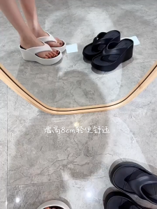 Korean Flip-flop For Women Thick Soled Anti Slip Beach Slippers Flat Sandals#8033