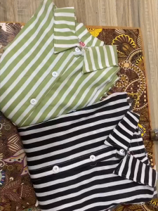 Kemeja Wanita Kasual Motif Garis Salur Jumbo Silang Belakang