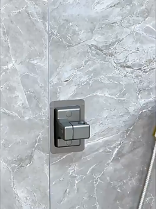 Gantungan Shower Adjustable 360° Universal Shower Holder Tempel Tanpa Meninju Penyangga Shower