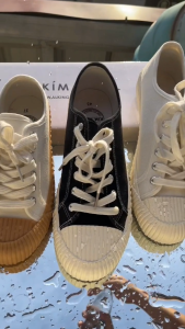 KIM&CO. Biscuit(KF005W) รองเท้าผ้าใบกันน้ำแฟชั่นผู้หญิง มินิมอล พื้นนุ่มใส่สบายไม่เมื่อยเท้า บิดงอได้ 180 องศา รองเท้าผ้าใบ กันน้ำ รองเท้าผ้าใบ กันน้ํา - Lazada