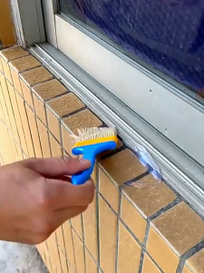 DAVOKO sealant waterproof roof leak 600g Transparent Waterproof for Walls Roofs and More No-Leak Sealant with 10-Year Longevity