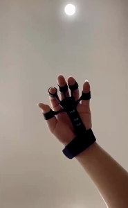 Finger Gripper พร้อม 6 ระดับ กริปเปอร์ซิลิโคน ที่ทนทาน สําหรับผู้เล่นกีตาร์ Gripster 6.6/8.8/11/13/17/21LB