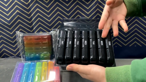 Kotak Organizer Obat Pil / Vitamin / Ikan / Minyak Portable 21 Sekat 3 Hari Anti Air / Debu