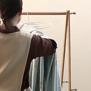 Round Spiral Quilt Sheets Hanger Stainless Steel Rotating Drying Rack Multi Functional Balcony Bed Sheet Drying Rack