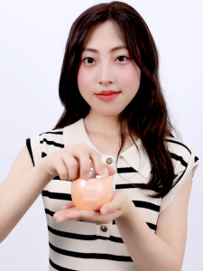 Ashley Shine Day & Night Cream: Brightening Delicate Skin with Niacinamide & Sodium Hyaluronate