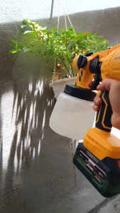 Máy phun sơn dùng pin STARKER công nghệ Đức  có chỉnh chế độ lưu lượng phun  bảo hành 6 tháng